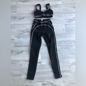 NWOT ALO Yoga Heartthrob Set
